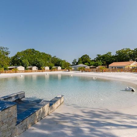 Hotel Camping Le Bois Joli Extérieur photo