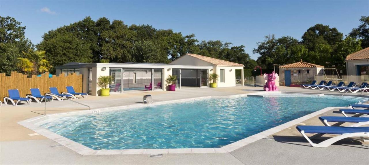 Hotel Camping Le Bois Joli Extérieur photo