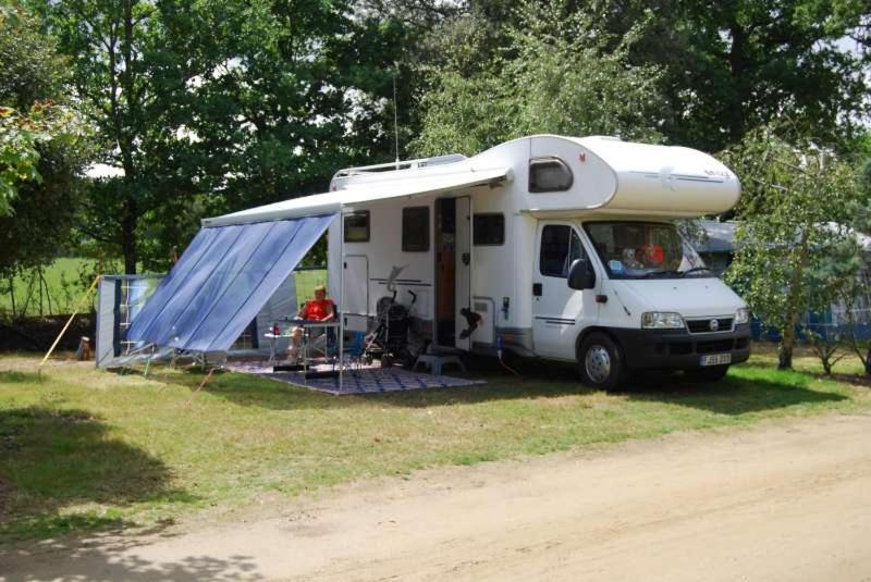 Hotel Camping Le Bois Joli Extérieur photo
