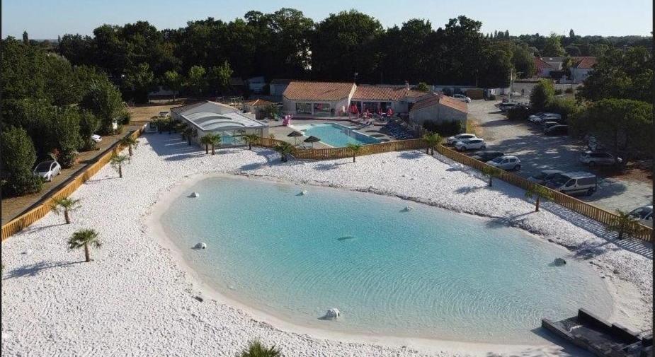 Hotel Camping Le Bois Joli Extérieur photo